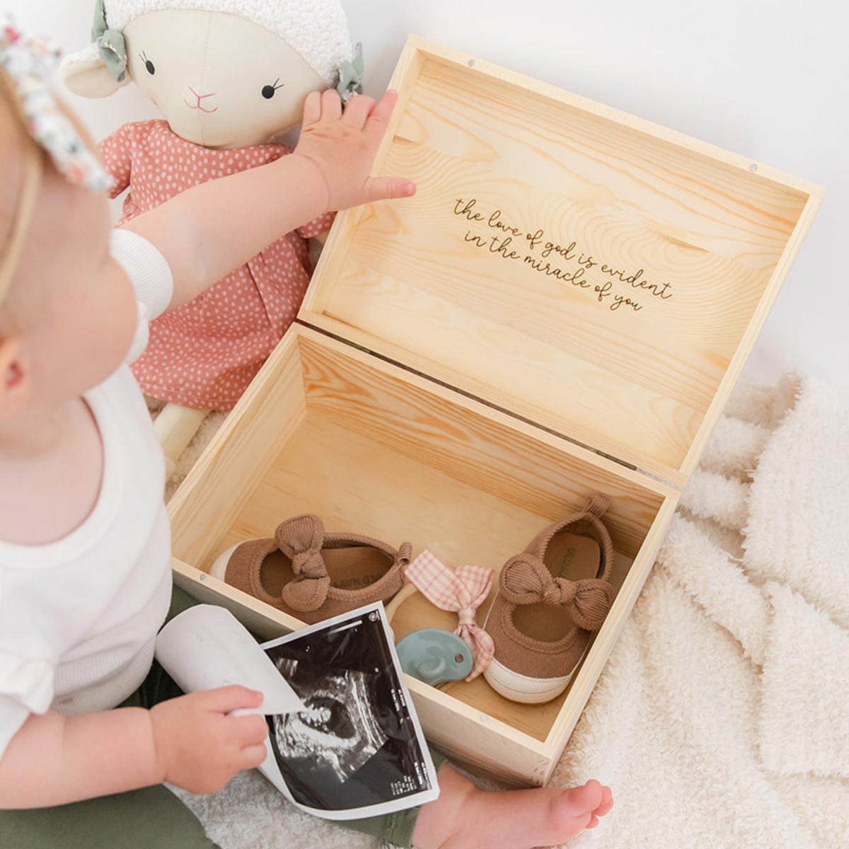 Open woodland deer baby keepsake box with memory accessories