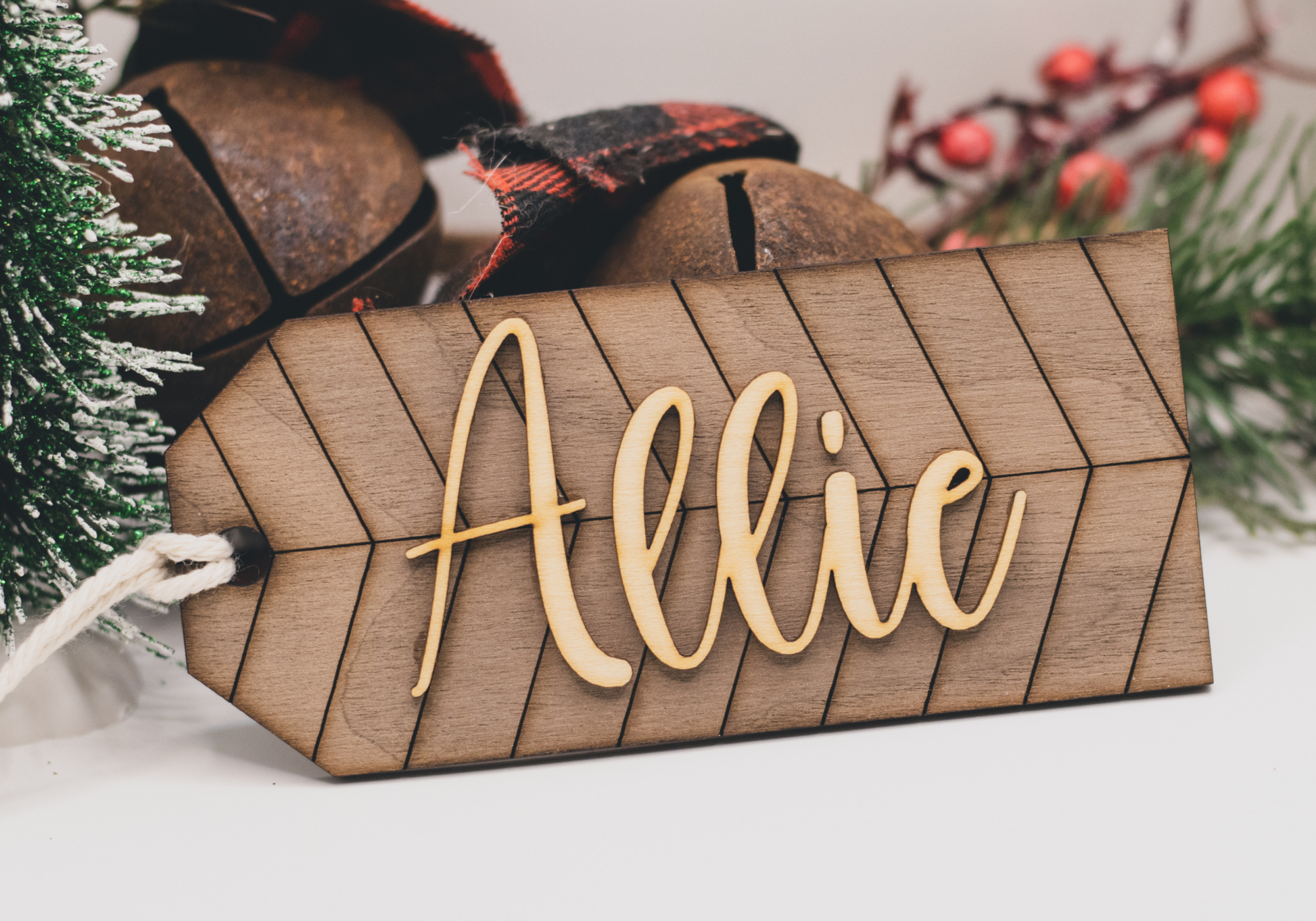 Set of 4 - Engraved Christmas Stocking Name Tags w/ 6 Font Option - Wooden  Name Tags for Christmas Presents, Personalized Gift Tag, Custom Letters for